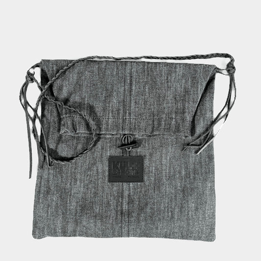 BLACK MESSENGER CROSS BODY BAG