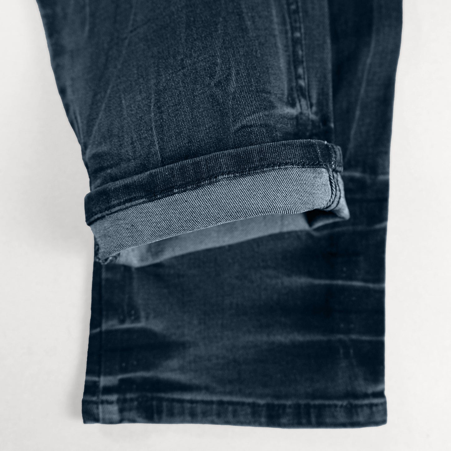 MIDNIGHT SHADOW JEANS